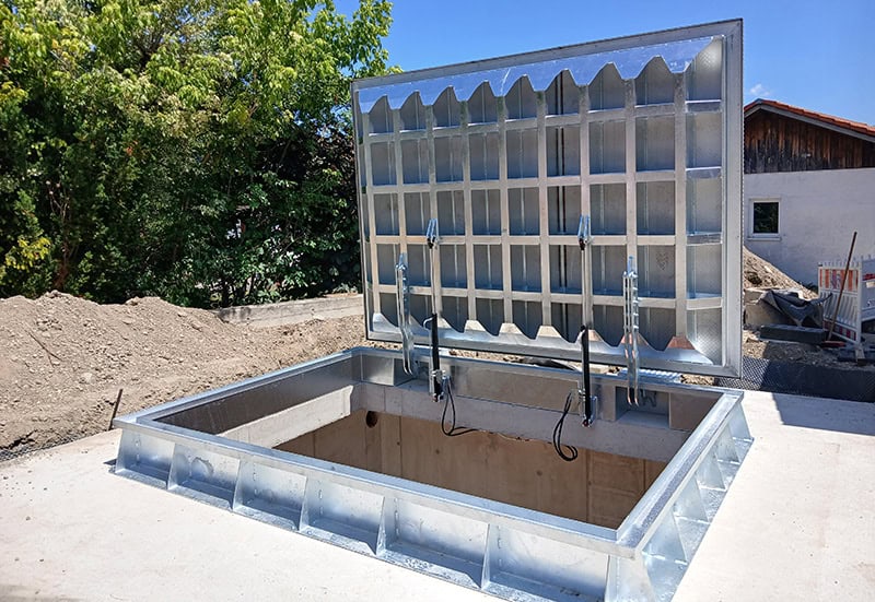 Schmiede-Ostin-Josef-Schiller-Leistungen-Hackschnitzelbunkerdeckel